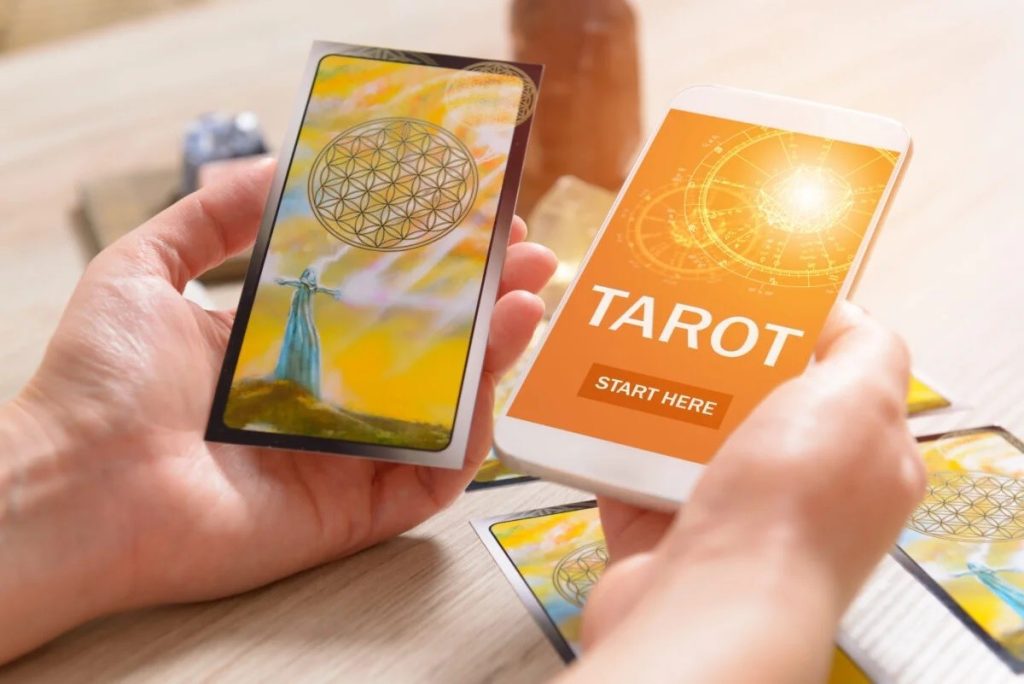 Connect with Authentic Psychics for Accurate Phone Tarot Readings in the UK